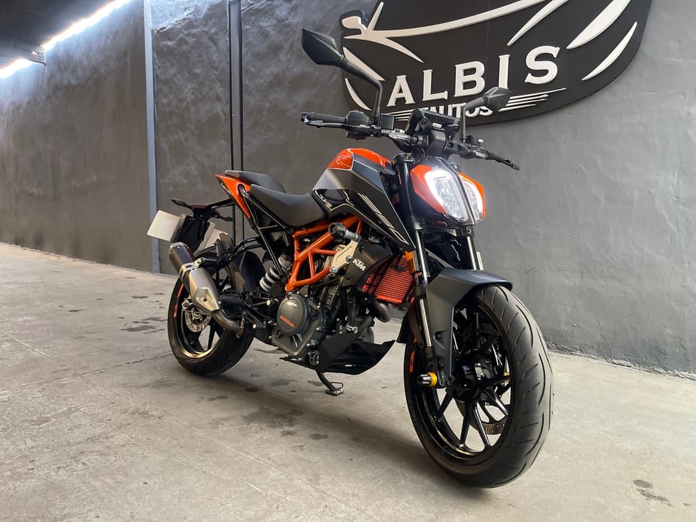 KTM 390
